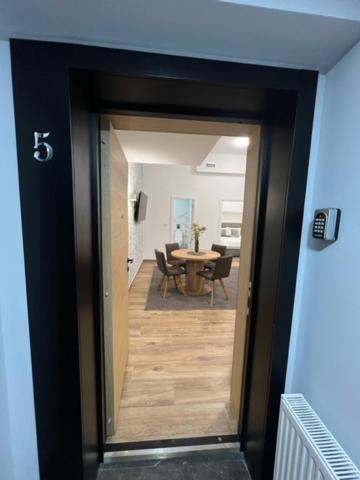 Apartament Centar Ns 5 Nowy Sad Zewnętrze zdjęcie